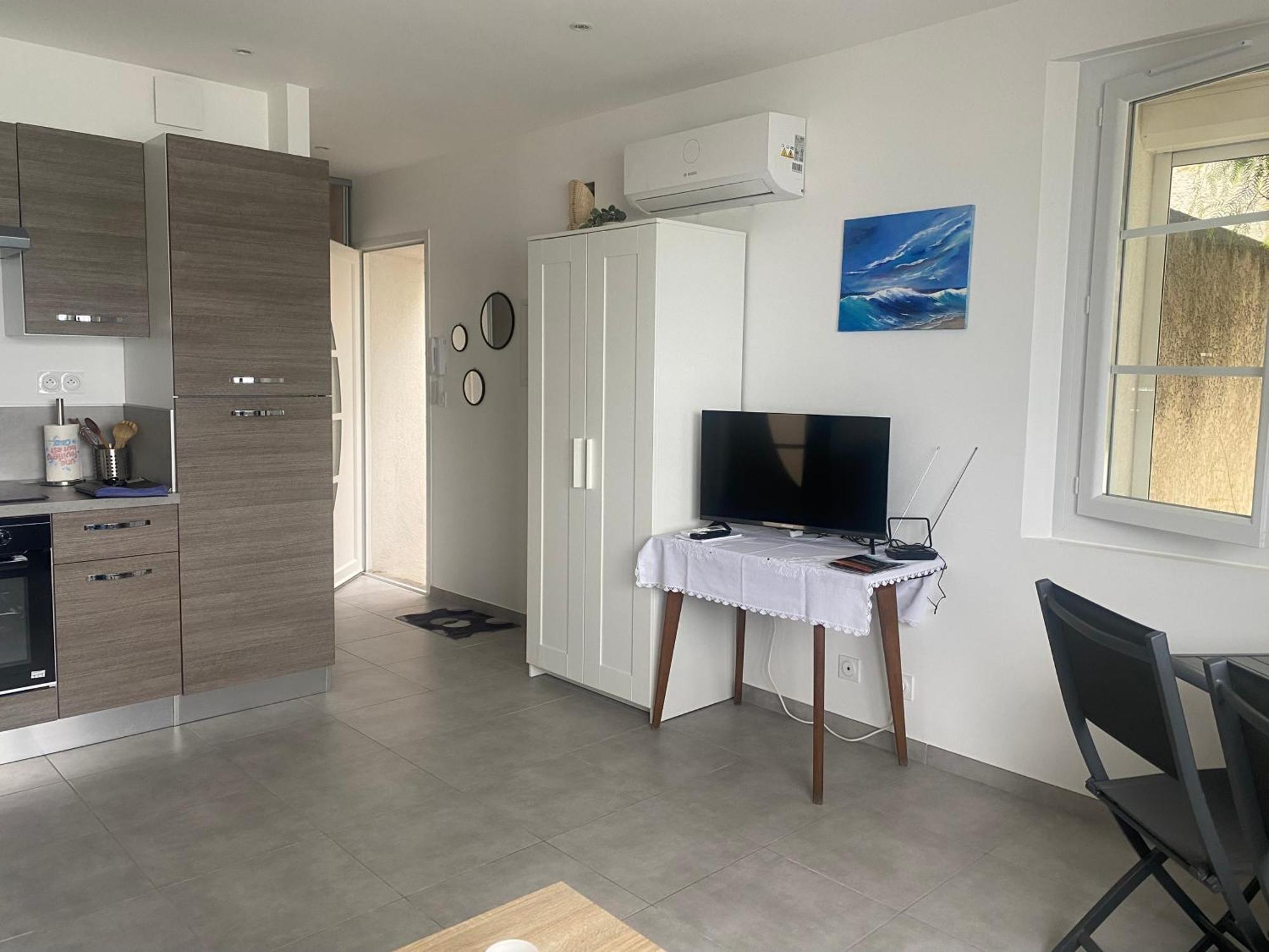 Splendide Studio Miramar Vue Mer Avec Terrasse Bandol Exterior photo